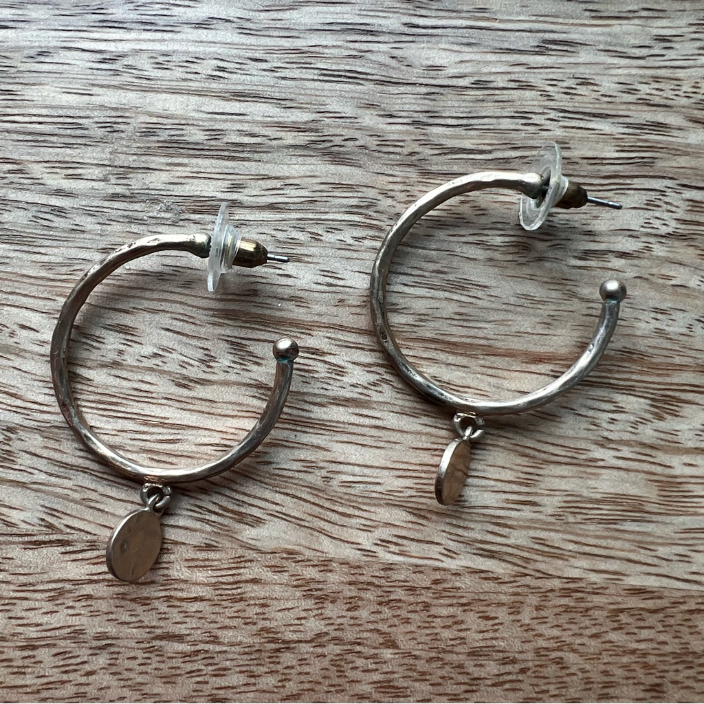 Melrose And Market Hoops